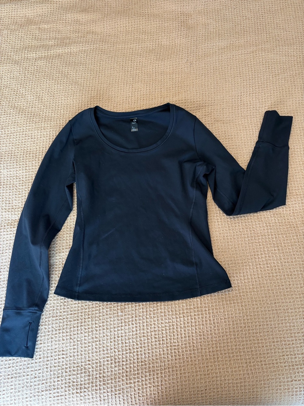Gap Women's Black Long-Sleeve Scoop Neck Top